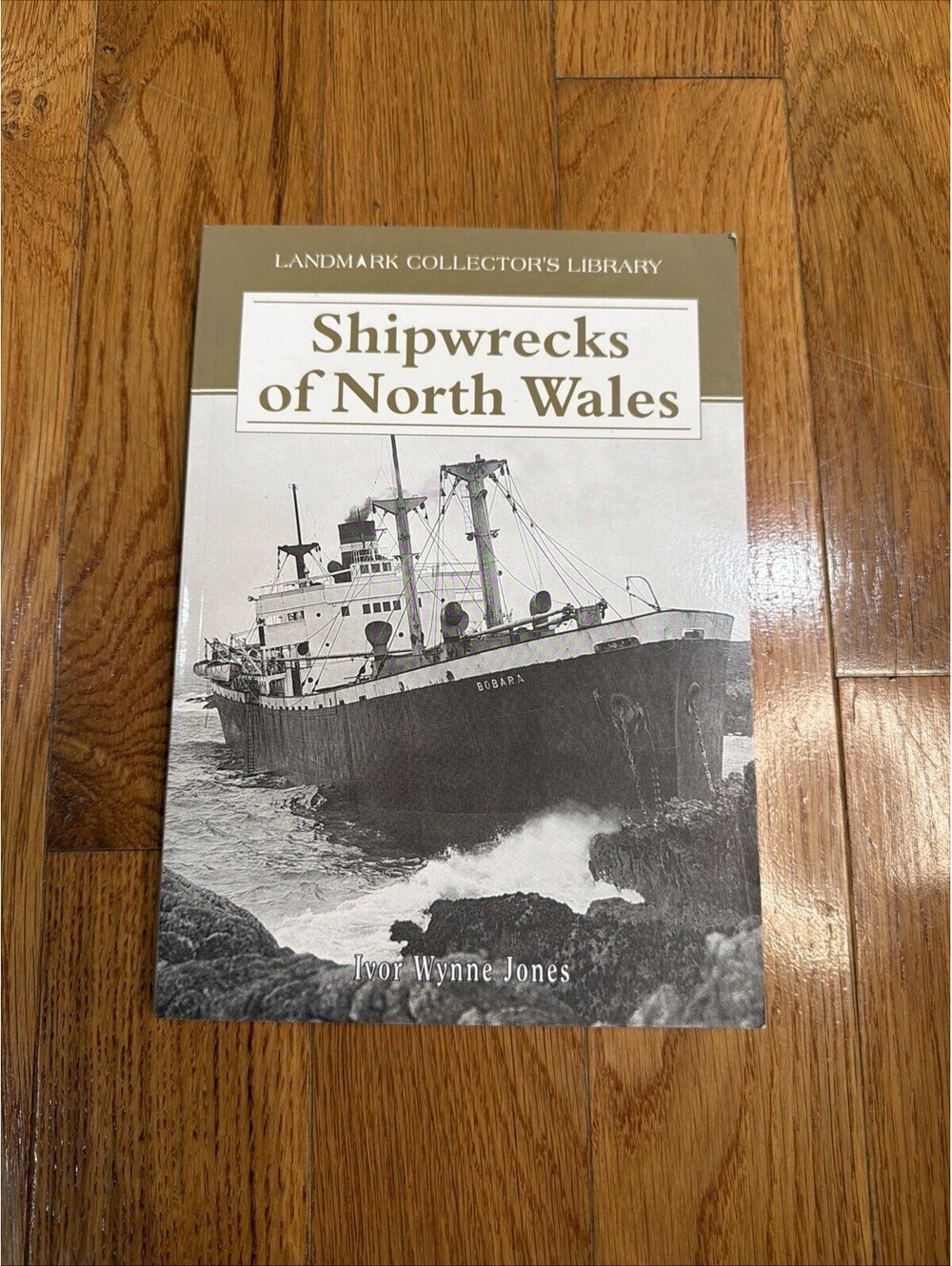 Shipwrecks of North Wales By Ivor Wynne Jones (books Shelf 3)